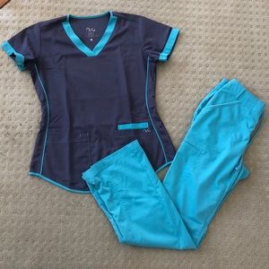 NrG by Barco stretch Grey and Mint Scrub set